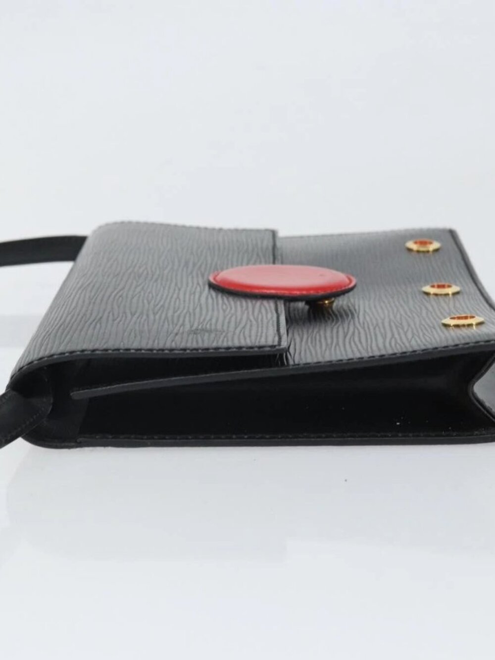 LOUIS VUITTON Epi Hublot Shoulder Bag Black Red M52557 LV Auth 170099 - Picture 6 of 16
